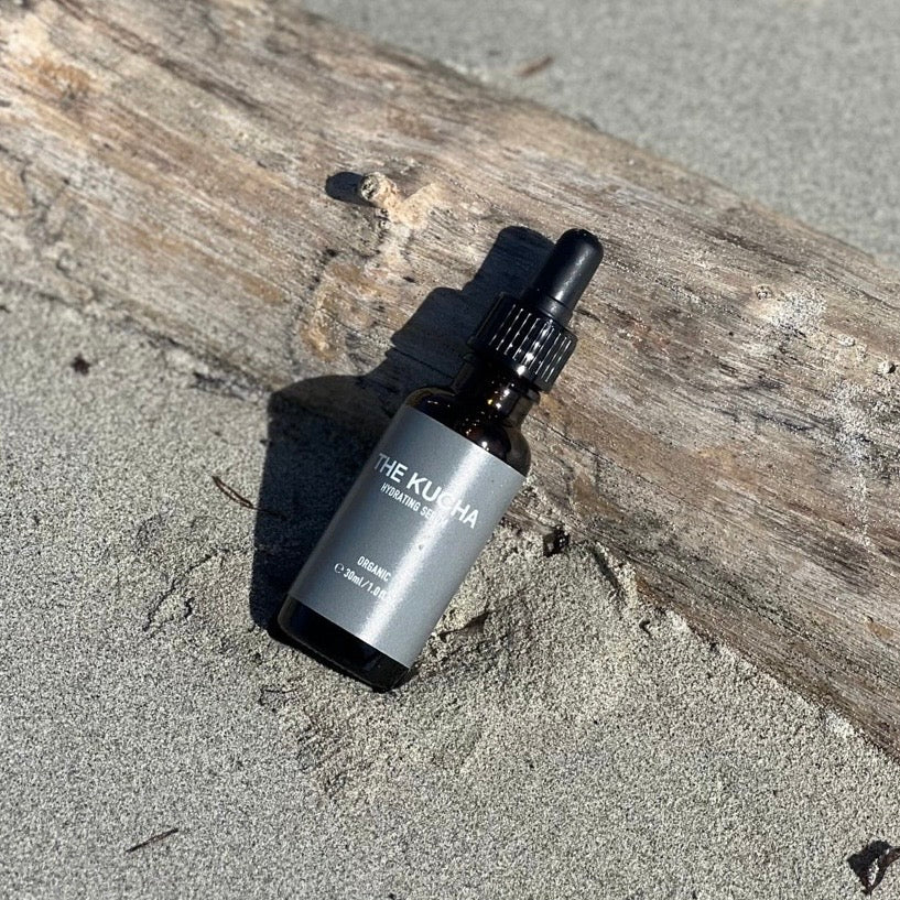 HYDRATING SERUM美容液 30ml / SIGNATURE